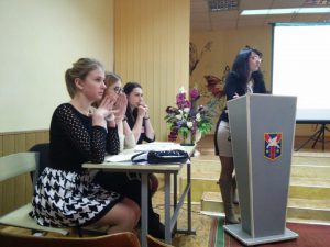 Debatnyy-klub-VINNYTSKYY-KOOPERATYVNYY-INSTYTUT-4-300x225