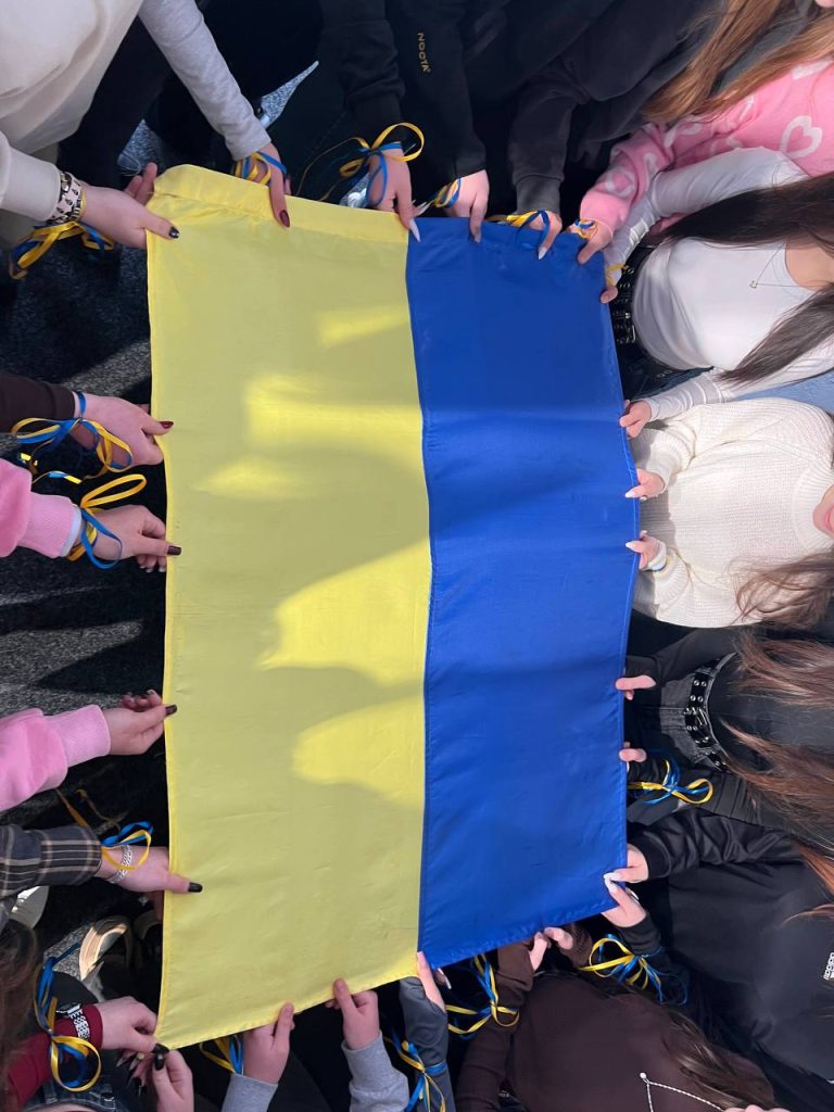 0-02-05-3339d83880829014172ca93e2fac31d3b5b06219e7f2e573ad9d7b7a8f9cebc4_8190b55197964f8c