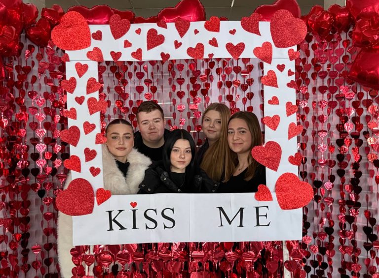 День Святого Валентина у Вінницькому кооперативному інституті та Фаховому коледжі економіки і права ВКІ