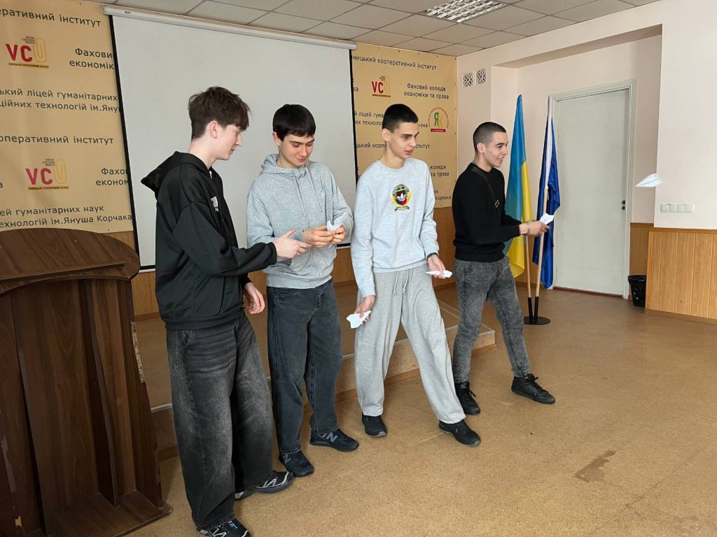 0-02-05-f1b3699c493bdc793b80e17b451a6a7854e60f3d33d1bce68ca86c096bce5d80_baa427681d68ee58