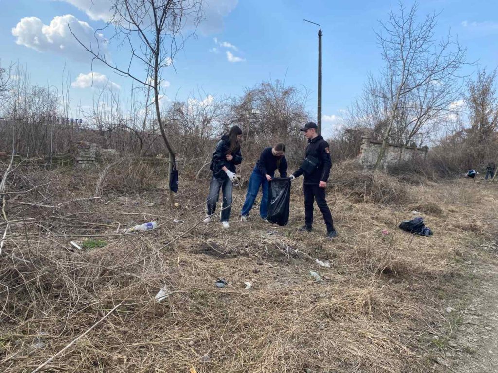 0-02-05-7b135ebcbf6d41d032af4c6cfd03fcbd0701717f5b9dc9f9da67b4f48b60a50d_62b3758494527cf1