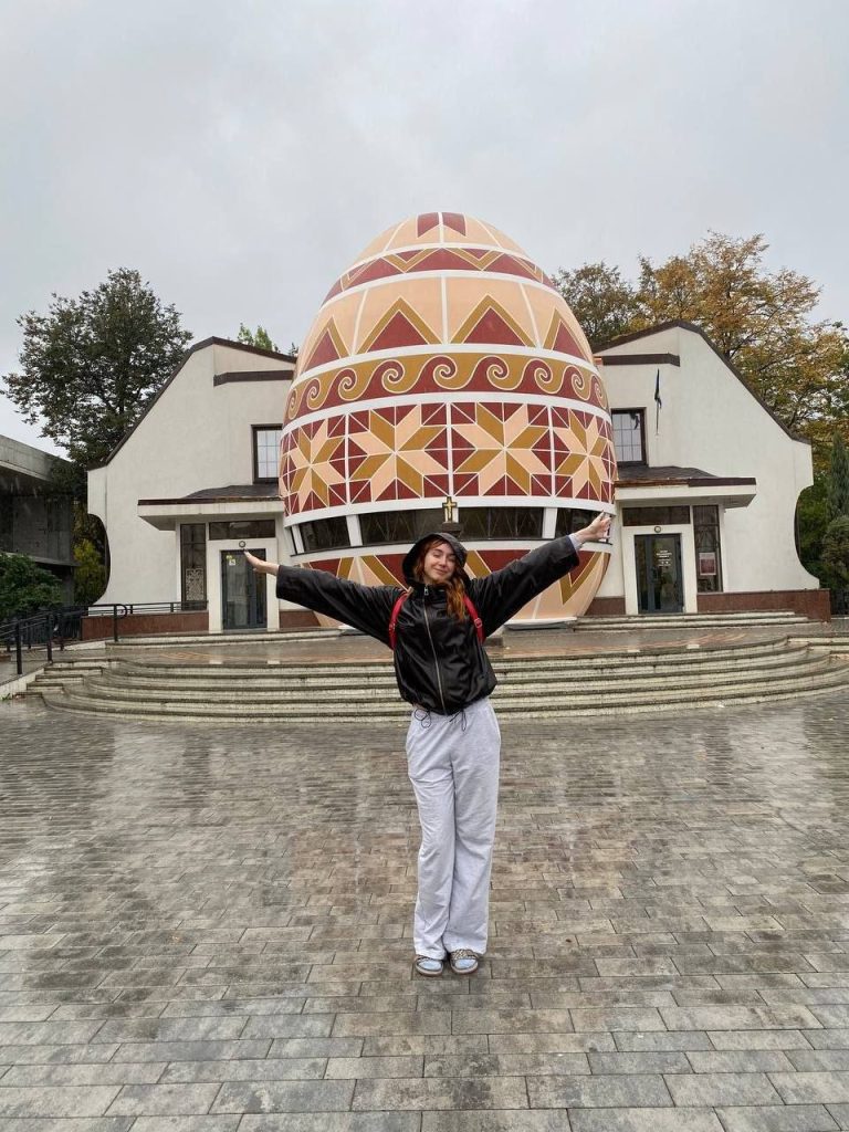 5368311500977676153